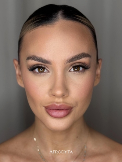 Rzęsy bondingowe DIY - Czym są i dlaczego są tak popularne?